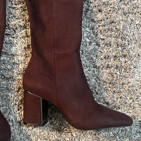 DKNY CHOCOLATE BROWN OVER THE KNEE BOOT - NEW - Picture 3 of 13